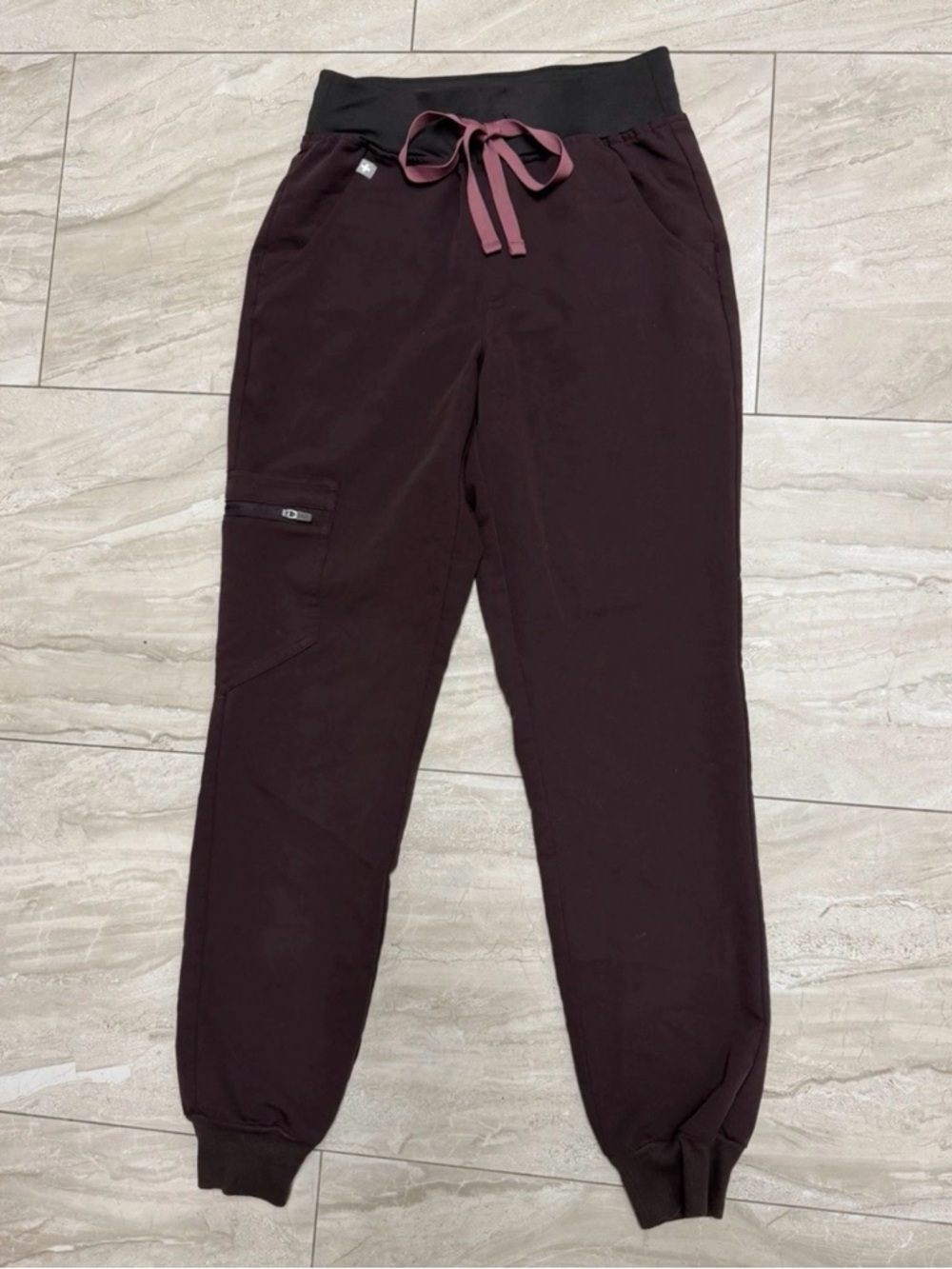 Figs Women's Brown EXPRESSO Jogger Scrub Pants with Waistband
